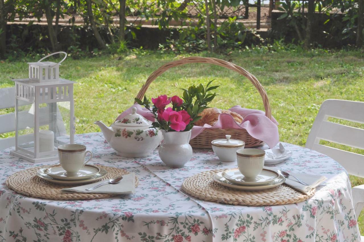 Ca' Rosa Bed & Breakfast Malnate Eksteriør bilde